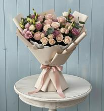 Букет цветов из:  Розы и Лизиантусы в Воскресенском новая Москва