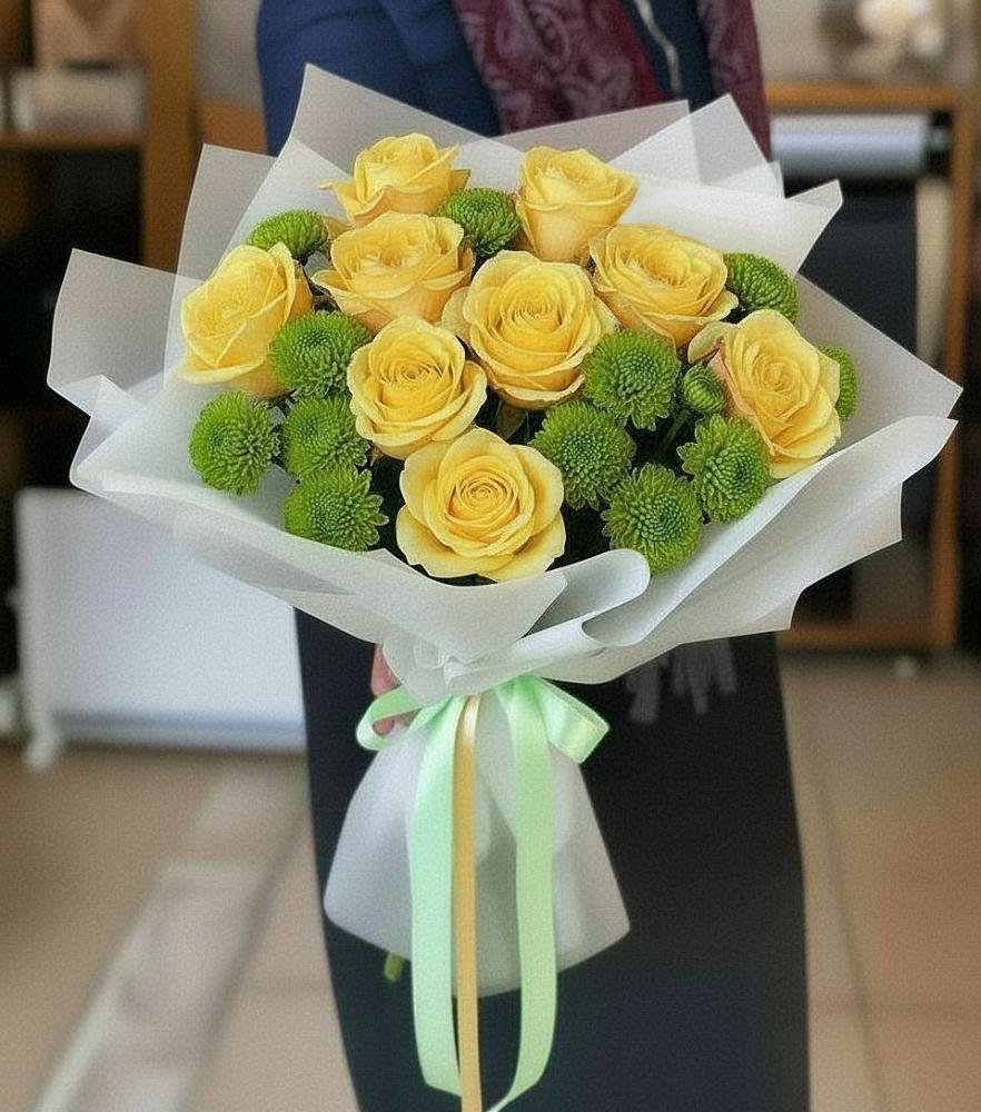 Букет цветов из: Хризантемы и Розы в Воскресенском новая Москва