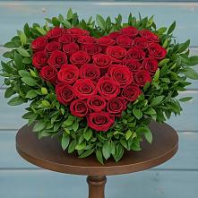 Цветочная композиция из Розы в виде сердца в Воскресенском новая Москва