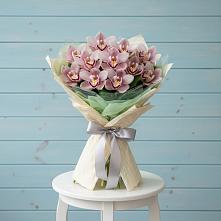 Букет цветов из:  Орхидеи и Розы в Воскресенском новая Москва