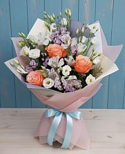Букет цветов из:  Лизиантусы, Розы, Альстромерии и Гипсофила в Воскресенском новая Москва