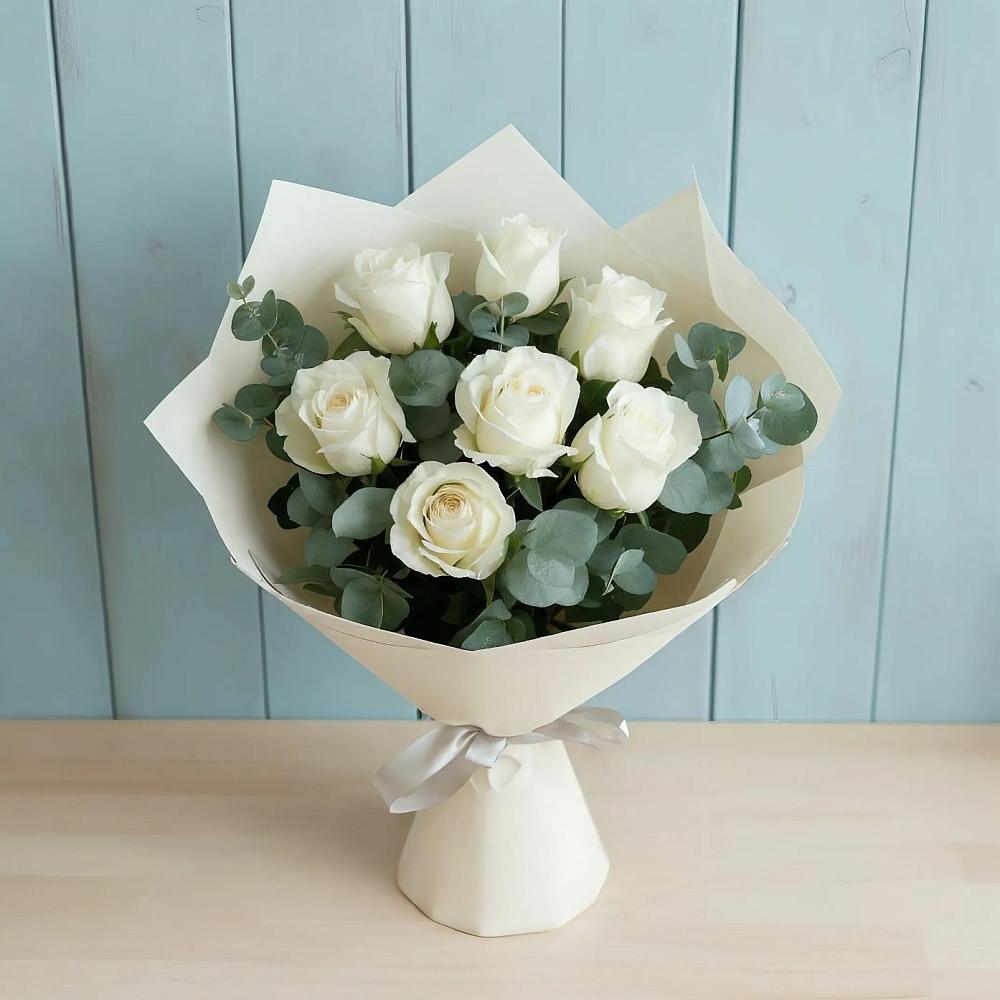 Букет Белые розы в Эвкалипте в Воскресенском новая Москва