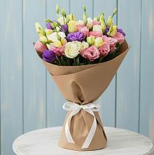 Букет цветов из:  Лизиантусы в Воскресенском новая Москва