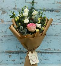 Букет цветов из:  Розы и Лизиантусы в Воскресенском новая Москва