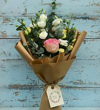 Букет цветов из:  Розы и Лизиантусы в Воскресенском новая Москва